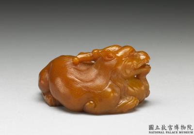 图片[3]-Orpiment paperweight in the form of an exotic beast, 18th century, Qing dynasty-China Archive